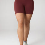 Women's Hugcurve No Front Seam Biker Shorts 6" Blackberry
