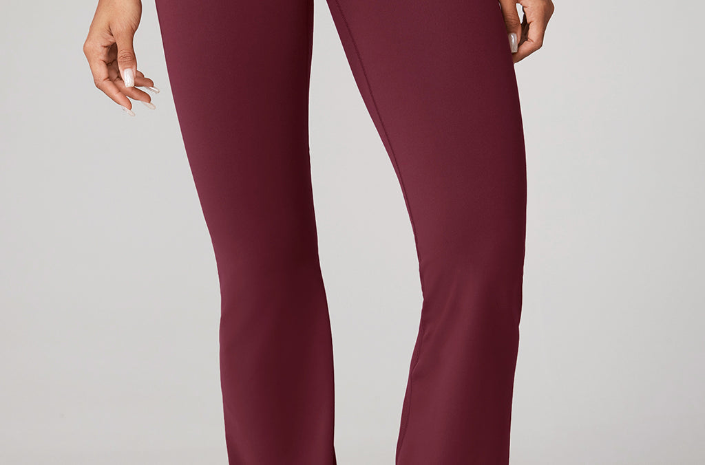 Women's Hugcurve No Front Seam Flare Leggings 31'' Blackberry